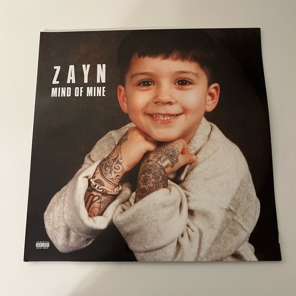 gray crosley turntable - Picture 10 of 10